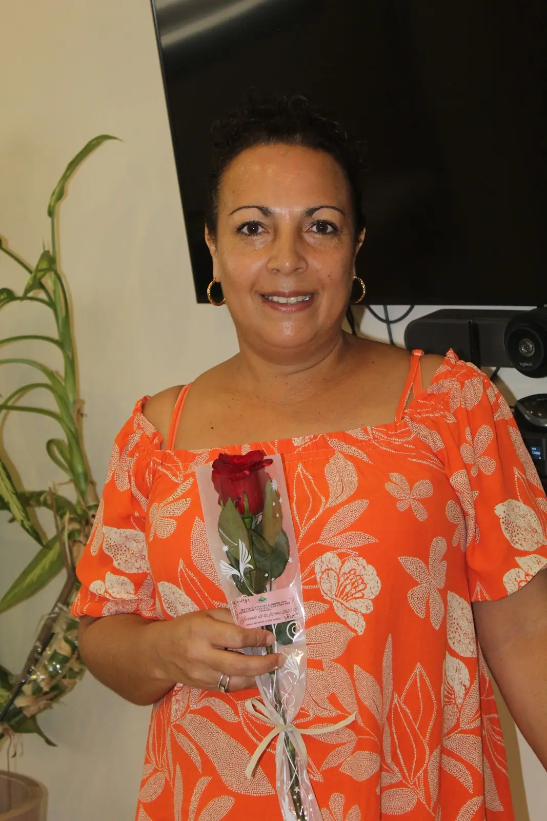 1000032960.jpg.adding